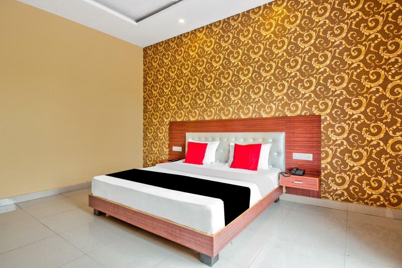 Capital O 40833 Maharaja Hotel & Restaurant Kashipur Esterno foto