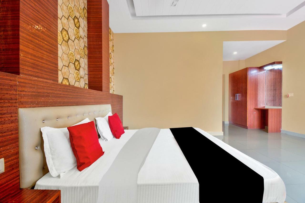 Capital O 40833 Maharaja Hotel & Restaurant Kashipur Esterno foto