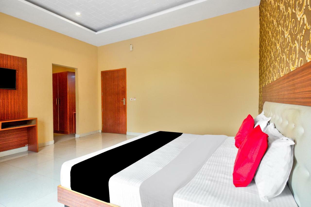 Capital O 40833 Maharaja Hotel & Restaurant Kashipur Esterno foto